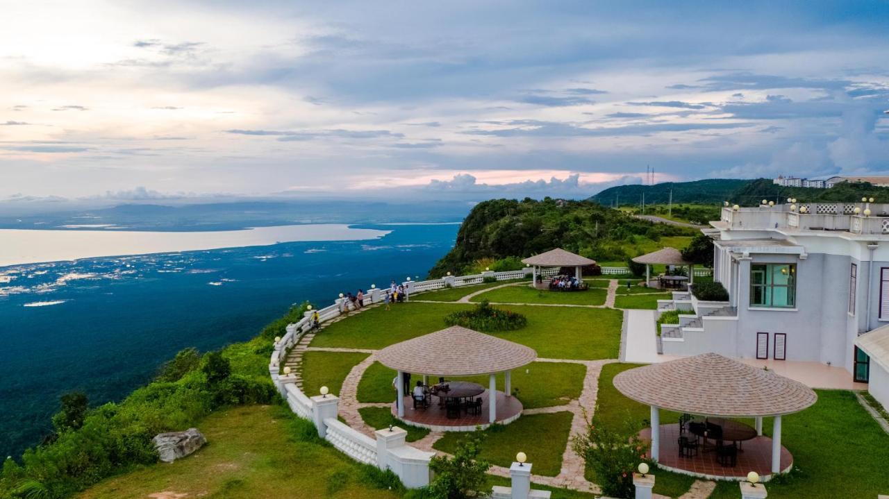 Le Bokor Palace Kampot Dış mekan fotoğraf