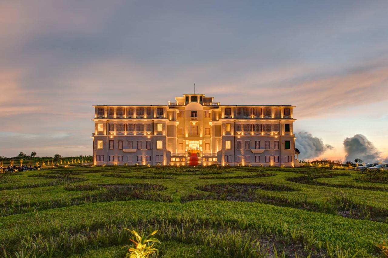 Le Bokor Palace Kampot Dış mekan fotoğraf